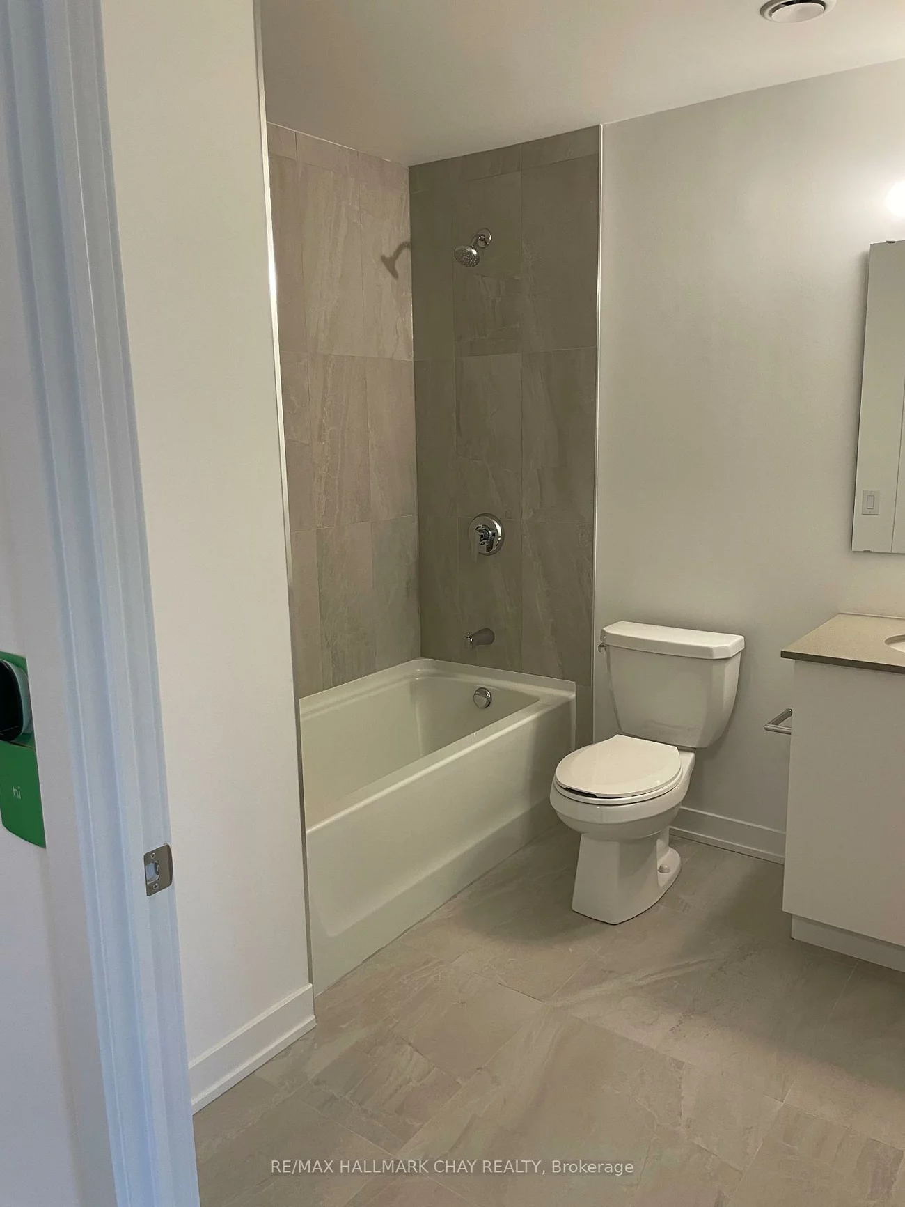 56, Lakeside, Little Lake, Barrie