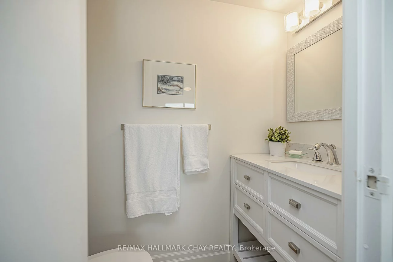 414, Blake, Codrington, Barrie