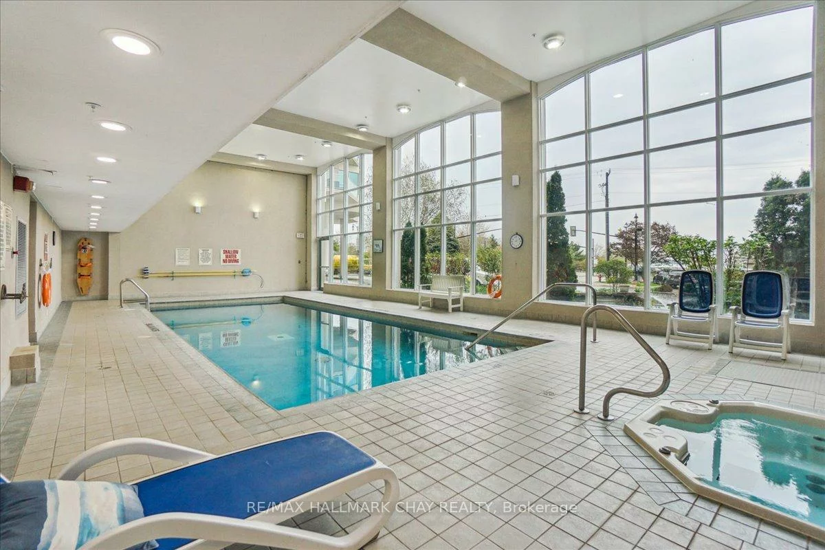 2, Toronto, City Centre, Barrie