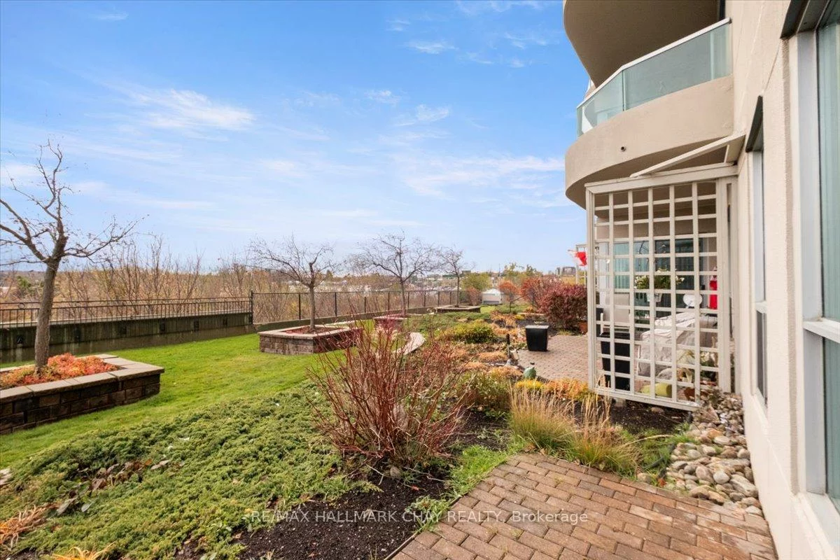 2, Toronto, City Centre, Barrie