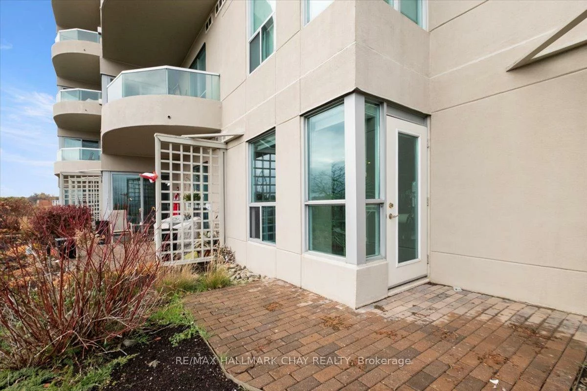 2, Toronto, City Centre, Barrie