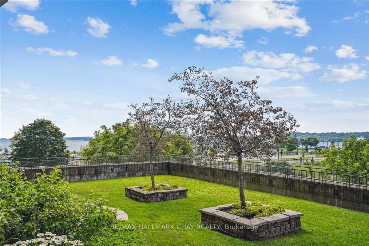 2, Toronto, City Centre, Barrie