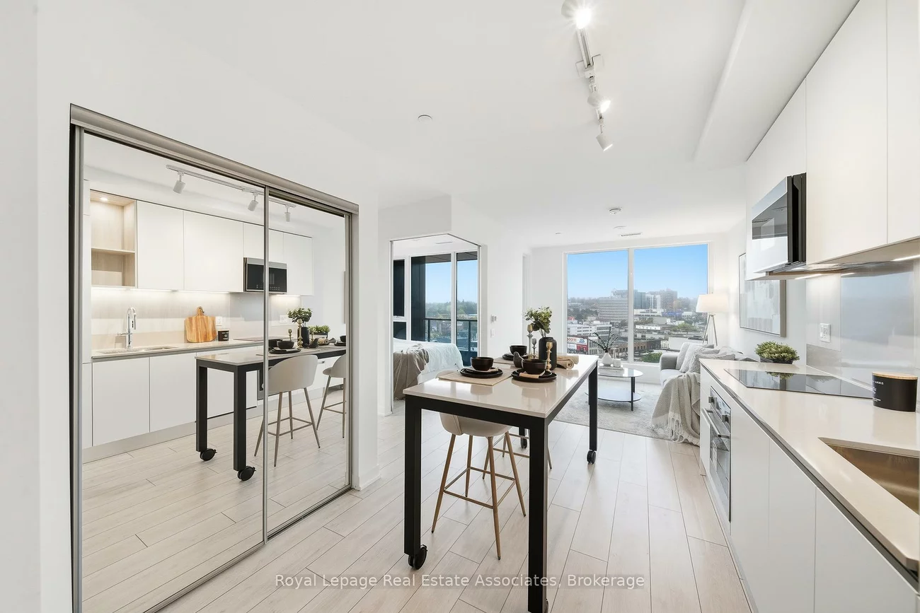 39, Mary, City Centre, Barrie