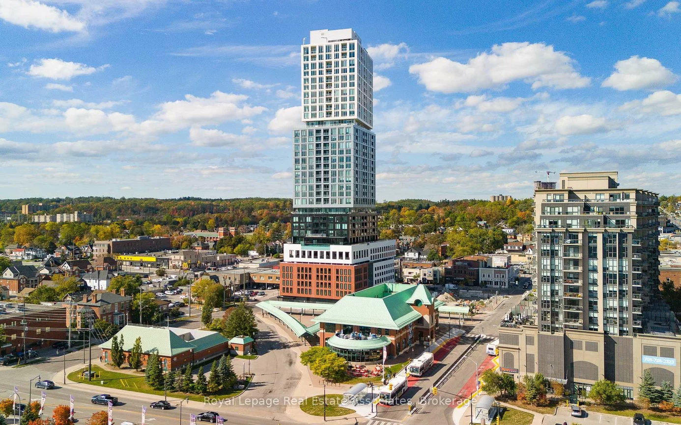 39, Mary, City Centre, Barrie