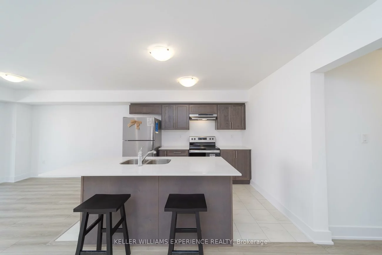 32, Wagon, Innis-Shore, Barrie