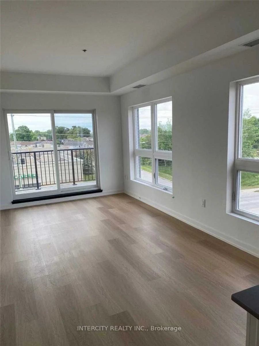 430, Essa, Holly, Barrie