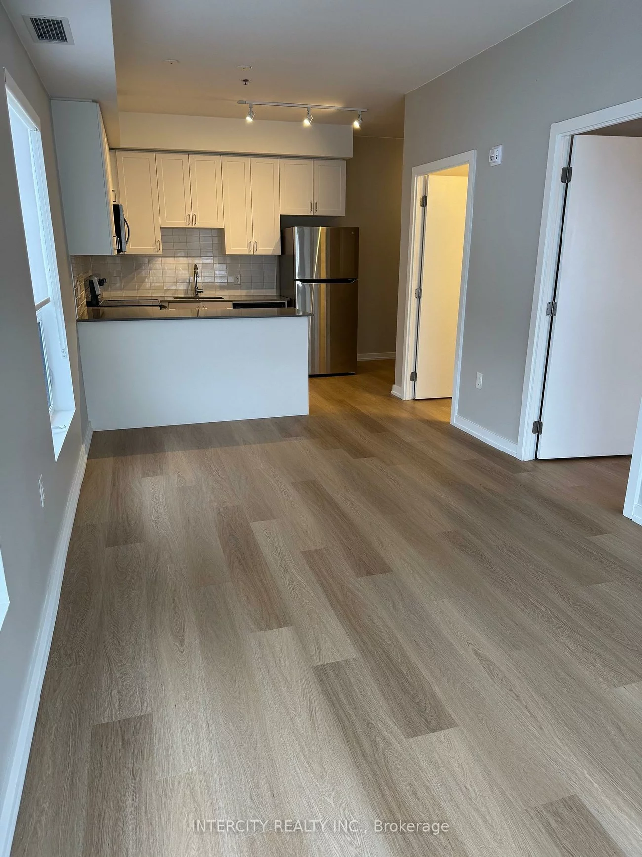 430, Essa, Holly, Barrie