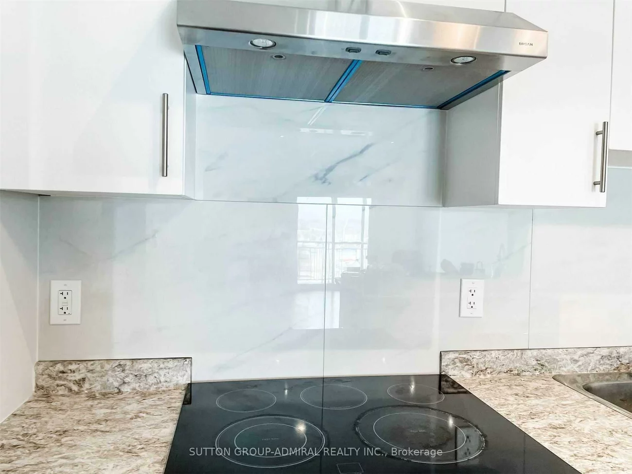 295, Cundles, 400 North, Barrie