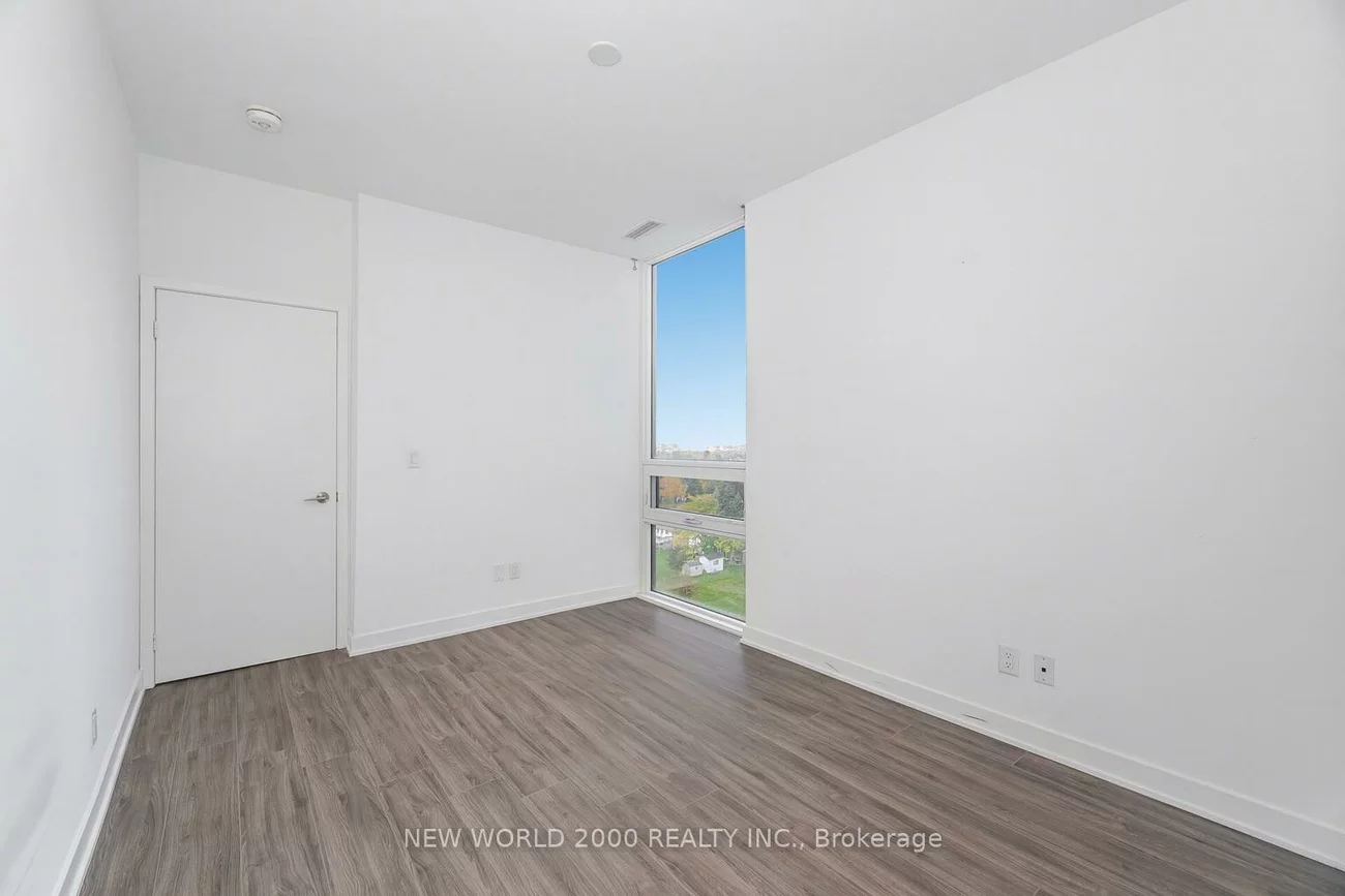 681, Yonge, Painswick South, Barrie