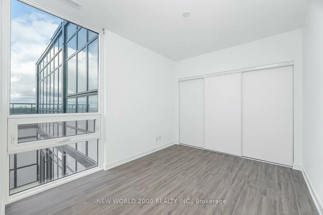 681, Yonge, Painswick South, Barrie