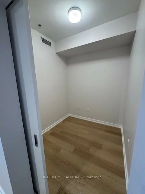 430, Essa, Holly, Barrie