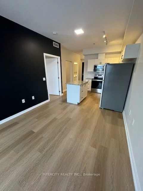 430, Essa, Holly, Barrie