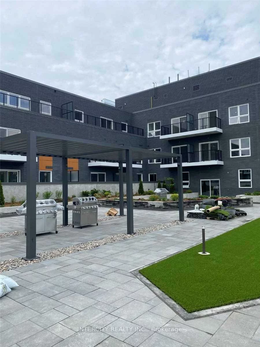 430, Essa, Holly, Barrie