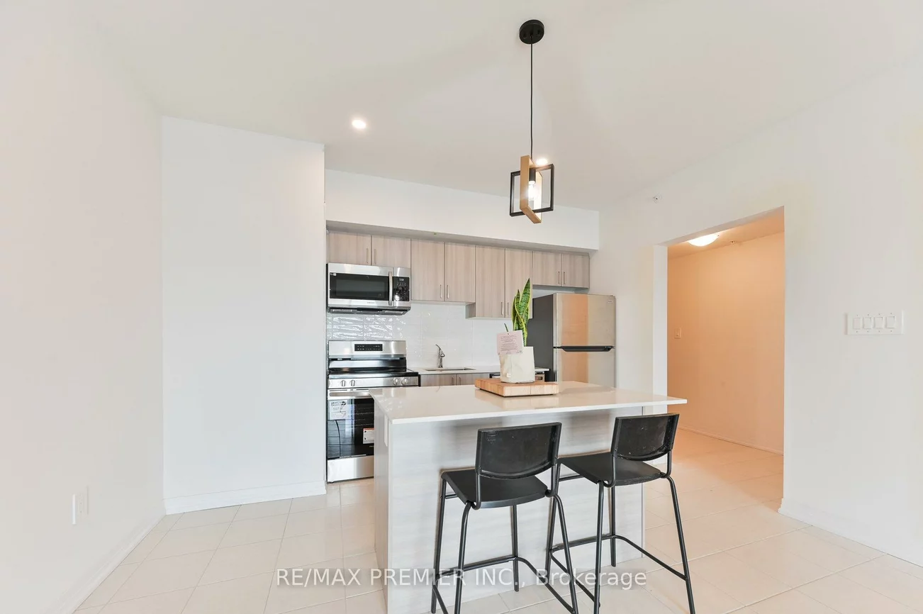 15, Kneeshaw, Rural Barrie Southeast, Barrie