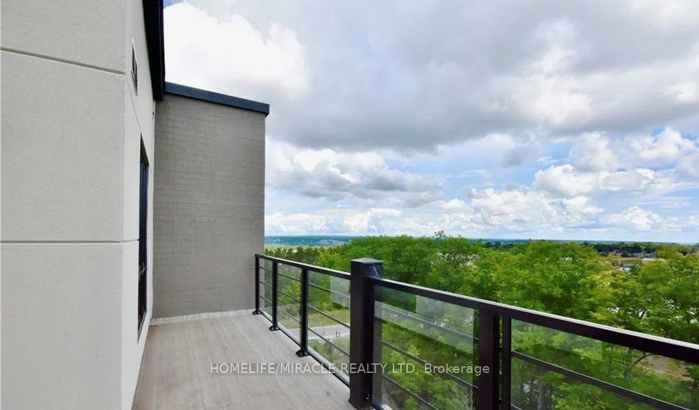 302, Essa, 400 West, Barrie