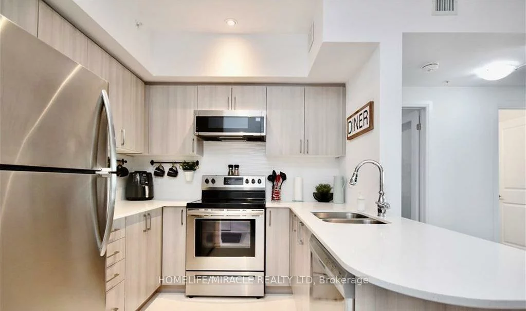 302, Essa, 400 West, Barrie