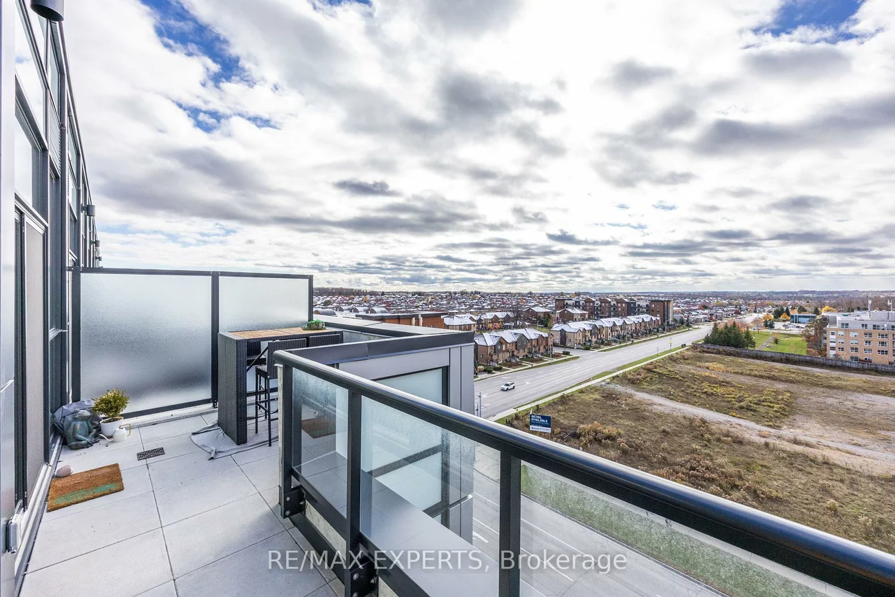 681, Yonge, Painswick South, Barrie