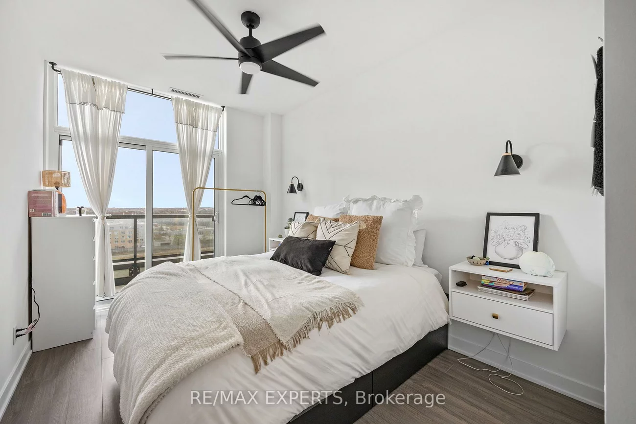 681, Yonge, Painswick South, Barrie