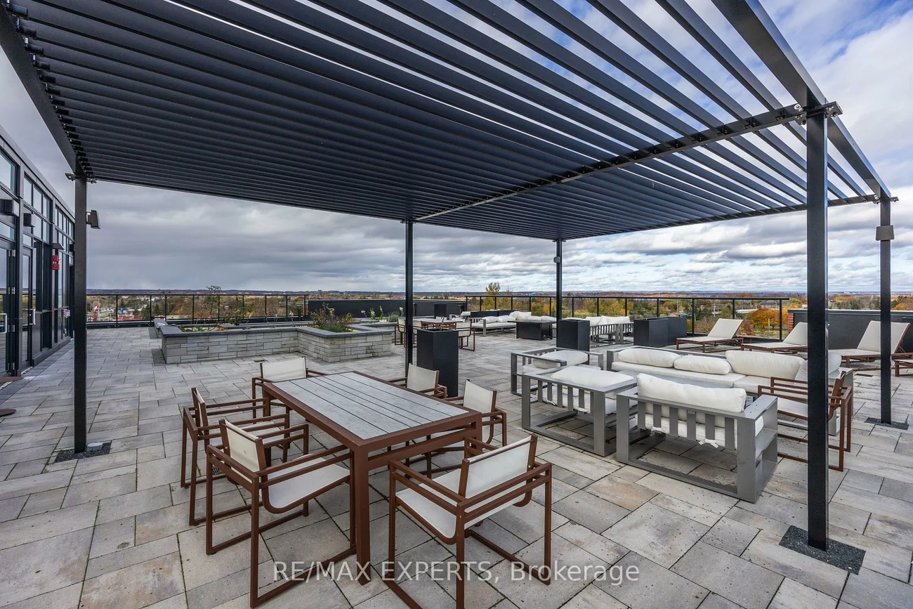 681, Yonge, Painswick South, Barrie