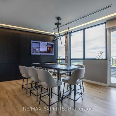 681, Yonge, Painswick South, Barrie