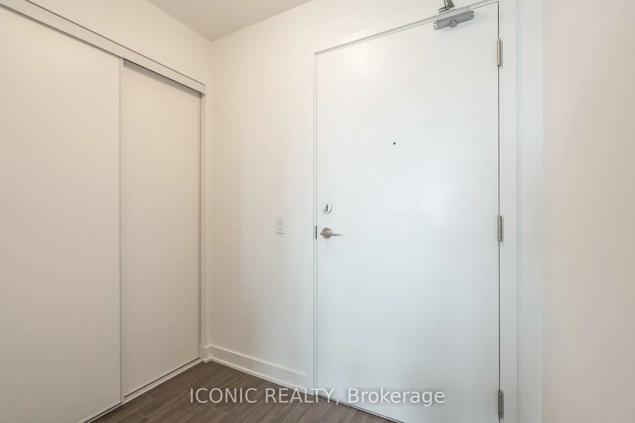 681, Yonge, Painswick South, Barrie