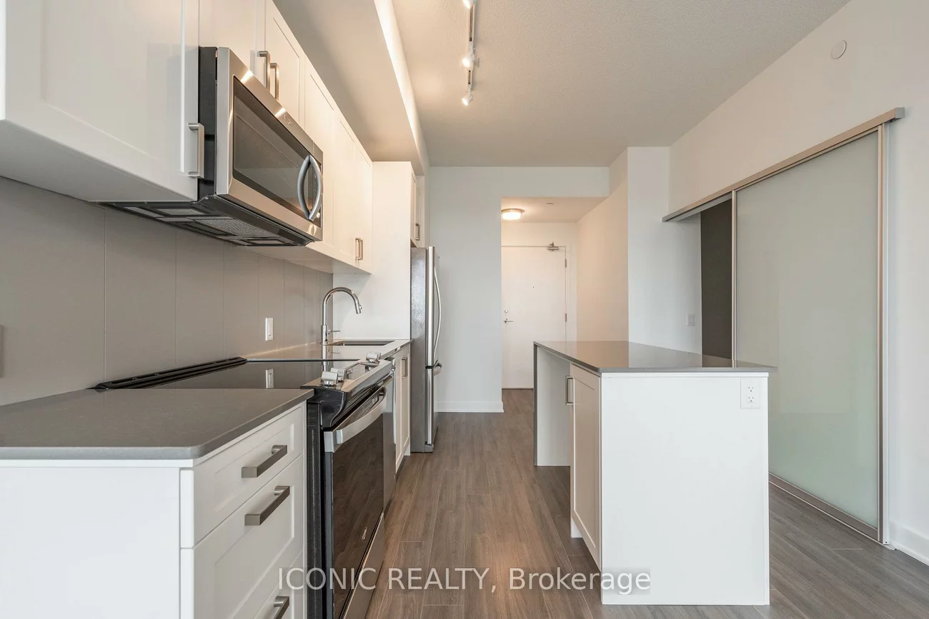 681, Yonge, Painswick South, Barrie