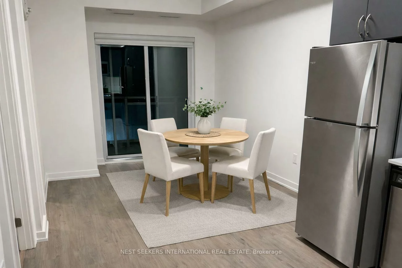 56, Lakeside, Little Lake, Barrie