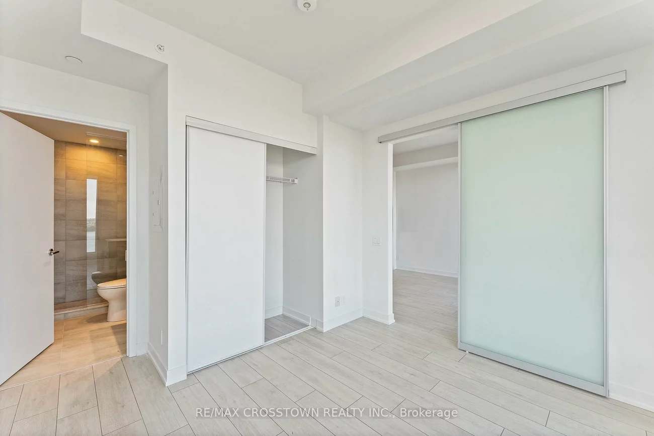 39, Mary, City Centre, Barrie