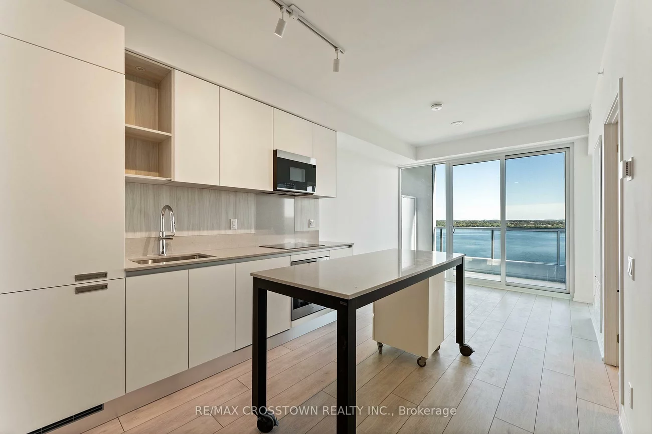 39, Mary, City Centre, Barrie