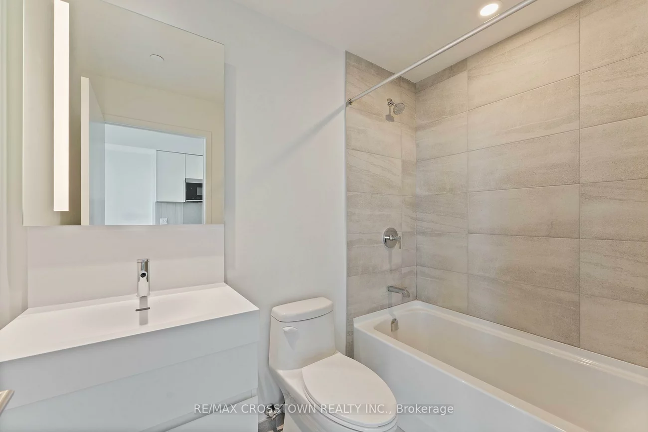 39, Mary, City Centre, Barrie