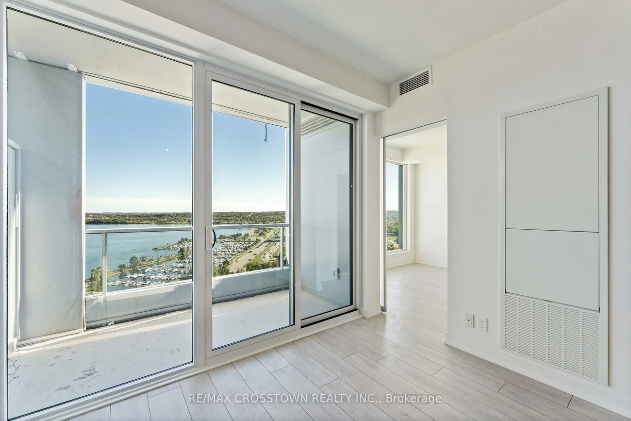 39, Mary, City Centre, Barrie