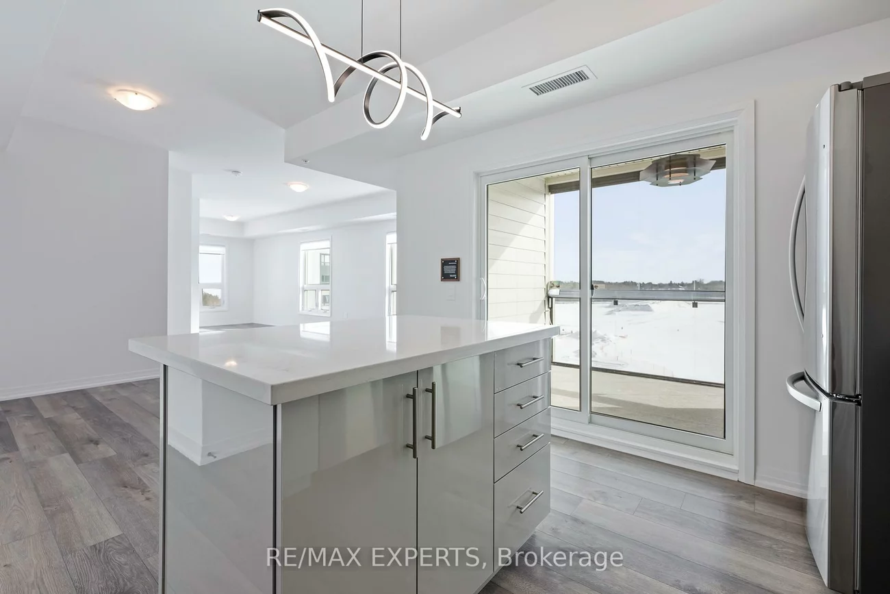 15, Kneeshaw, Rural Barrie Southeast, Barrie