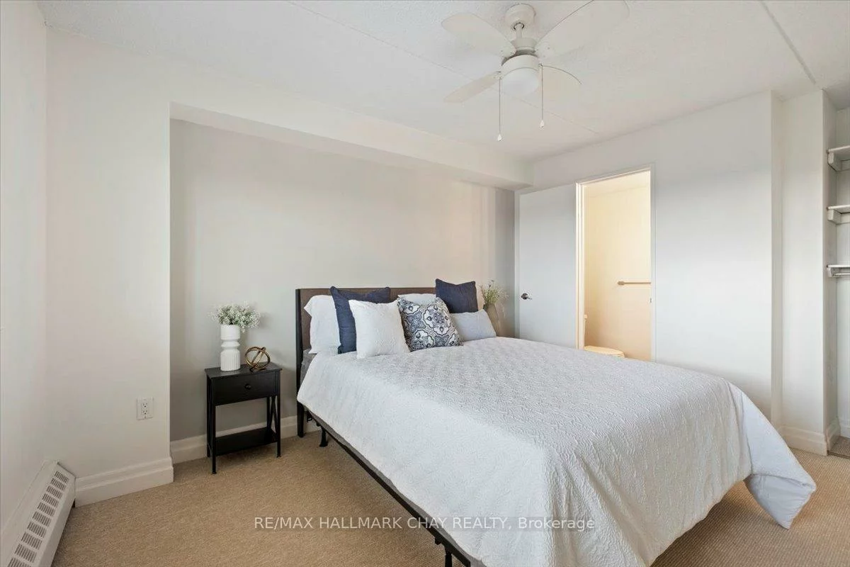 414, Blake, Codrington, Barrie