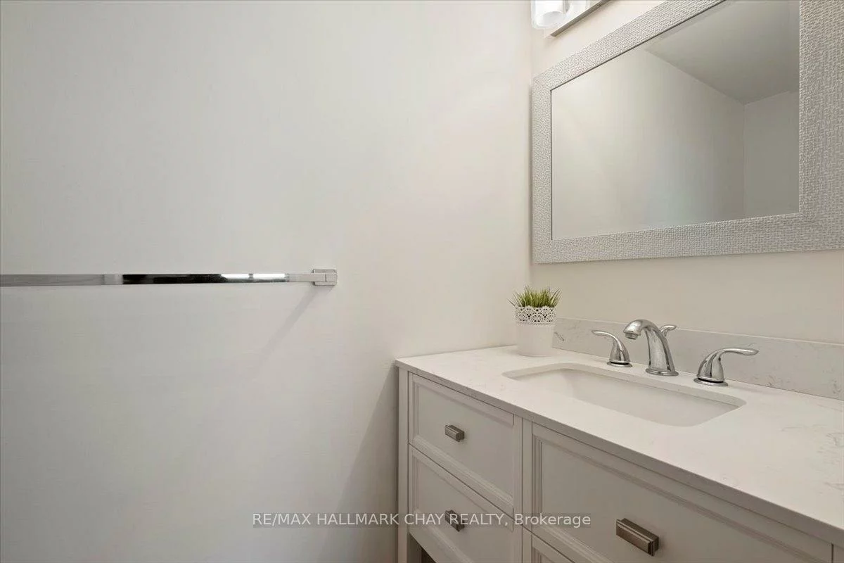 414, Blake, Codrington, Barrie