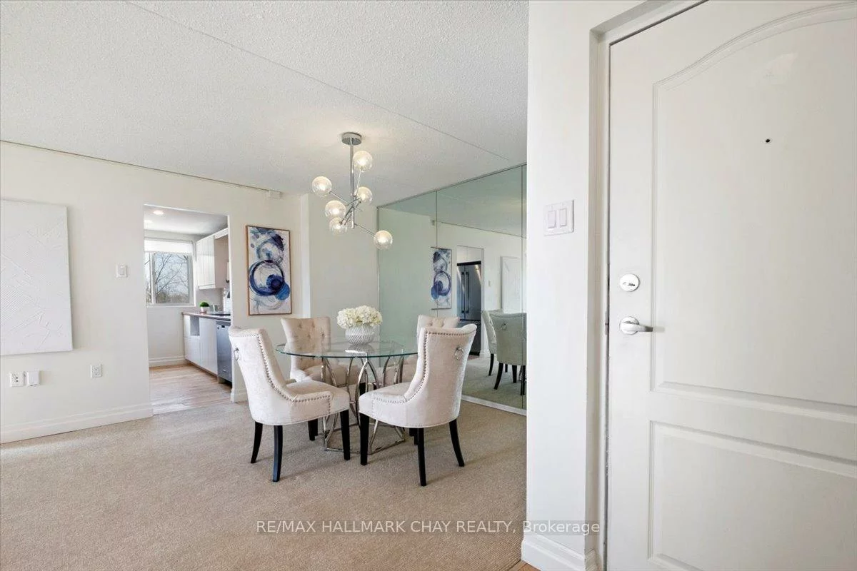 414, Blake, Codrington, Barrie