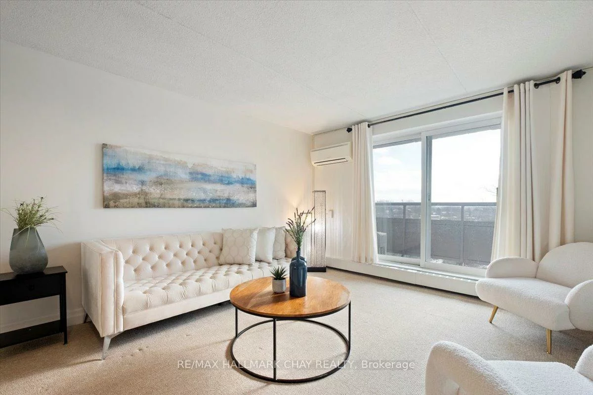 414, Blake, Codrington, Barrie