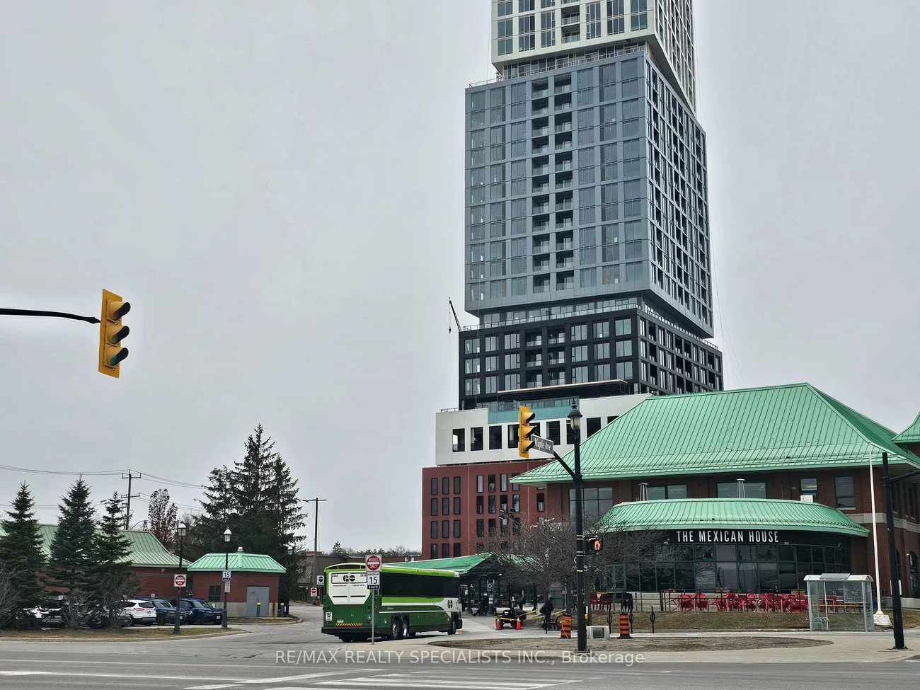 39, Mary, City Centre, Barrie