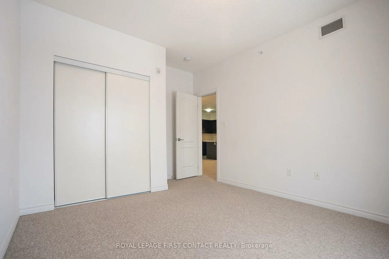 720, YONGE, Rural Barrie Southwest, Barrie