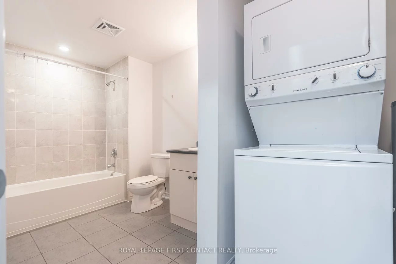 720, YONGE, Rural Barrie Southwest, Barrie