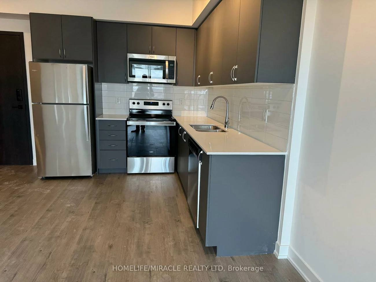 56, Lakeside, Little Lake, Barrie