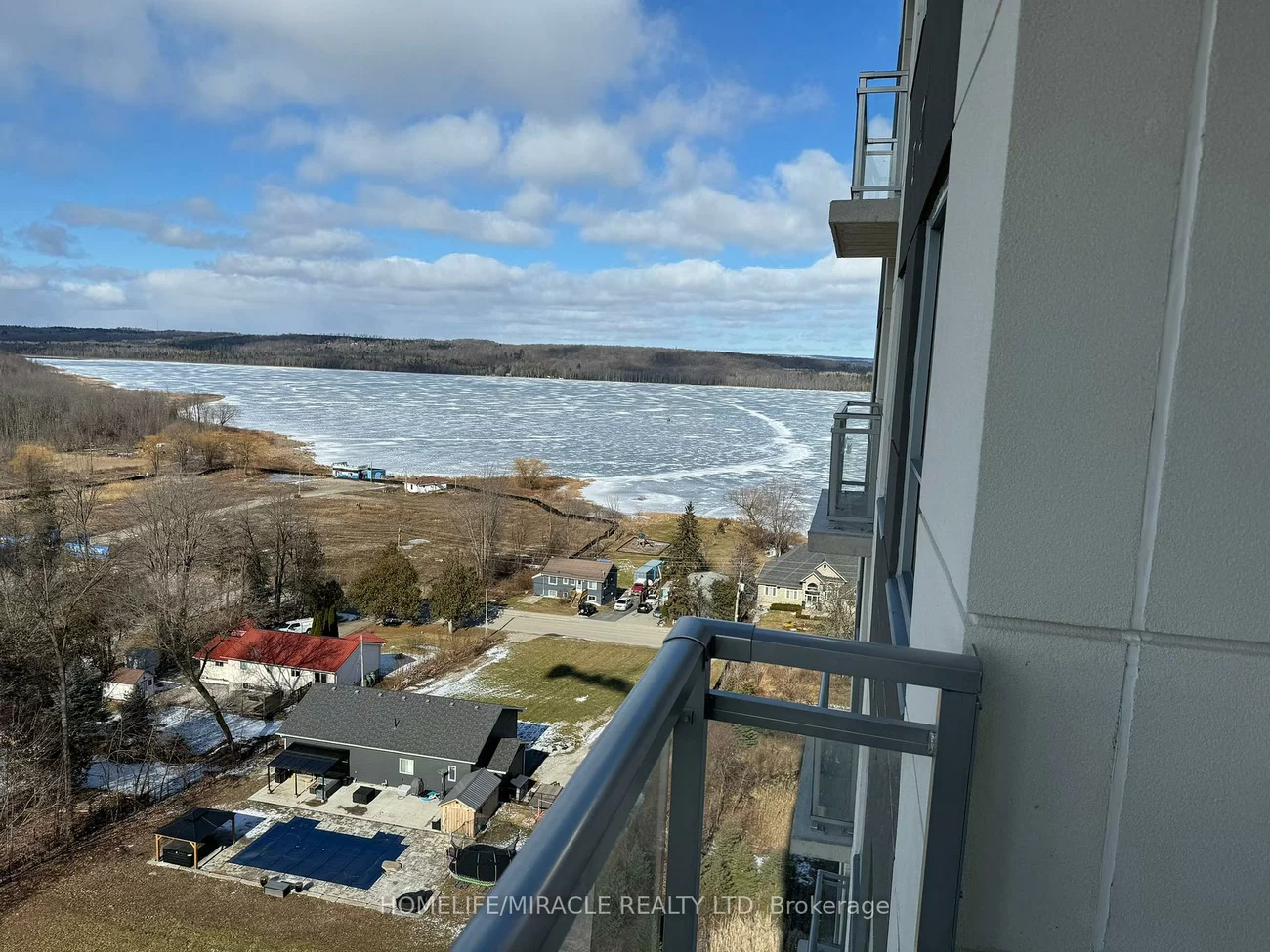 56, Lakeside, Little Lake, Barrie