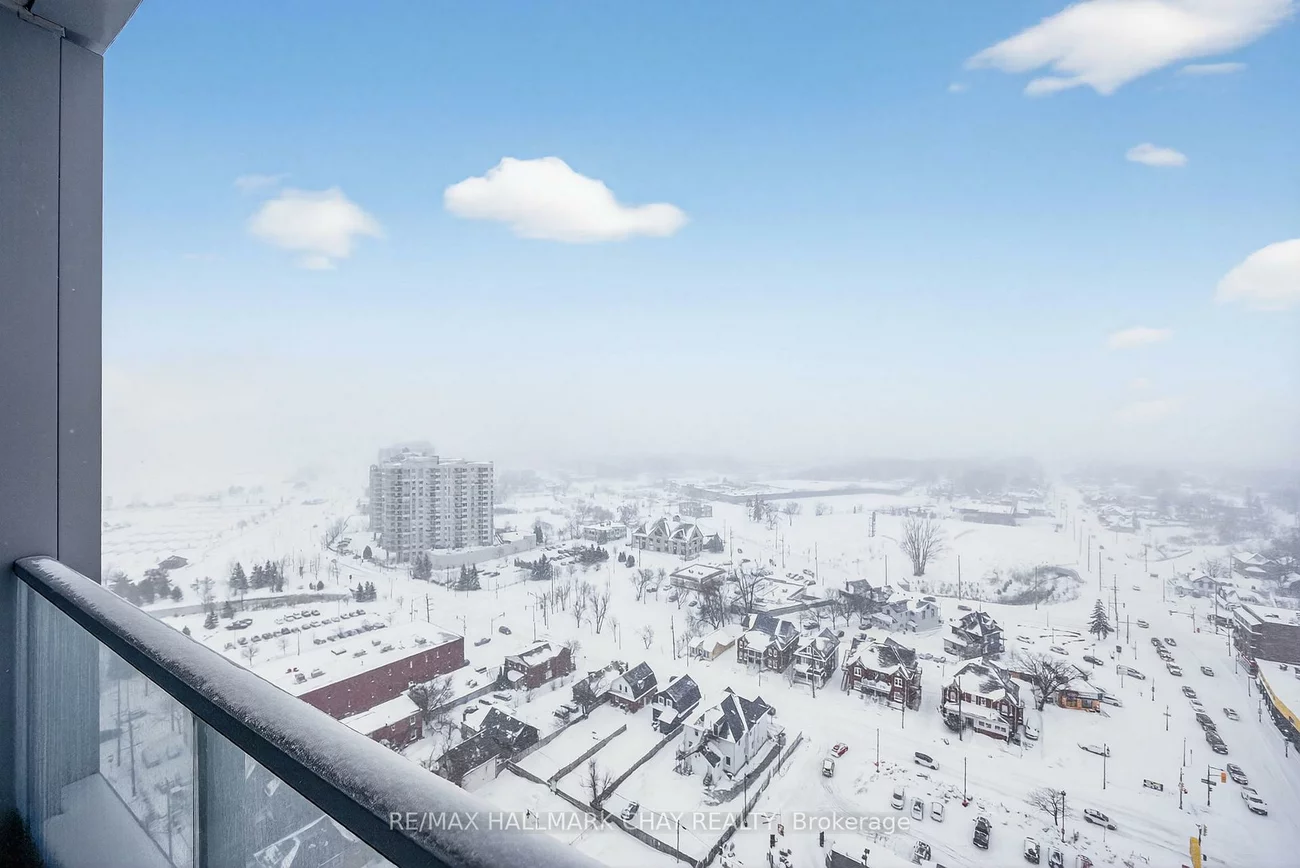 39, Mary, City Centre, Barrie