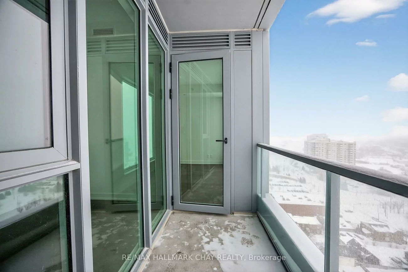 39, Mary, City Centre, Barrie