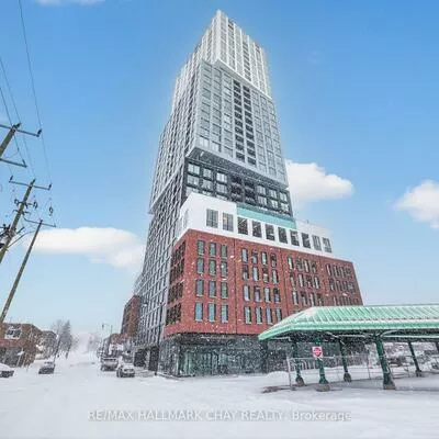 39, Mary, City Centre, Barrie