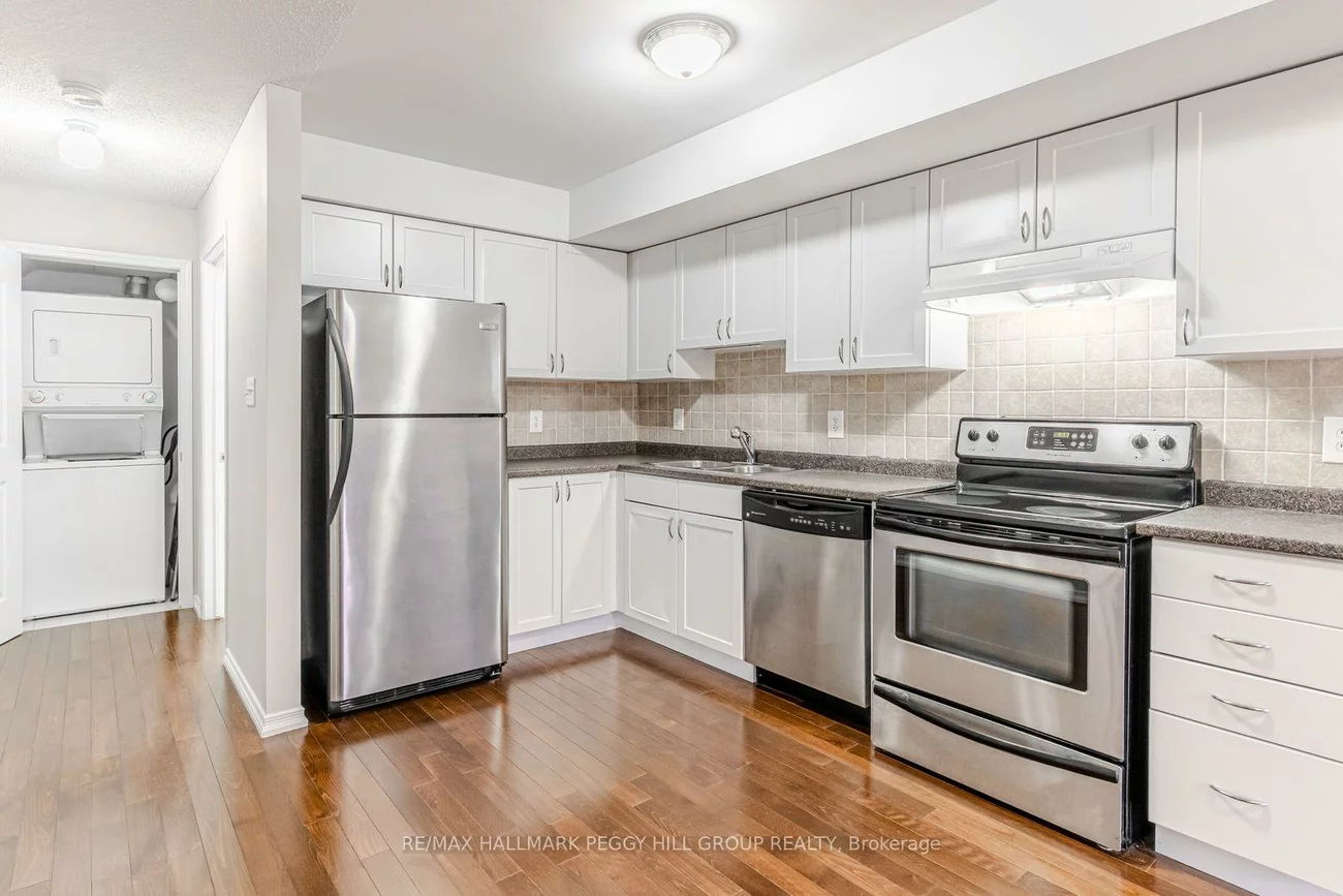 15, Cheltenham, Georgian Drive, Barrie