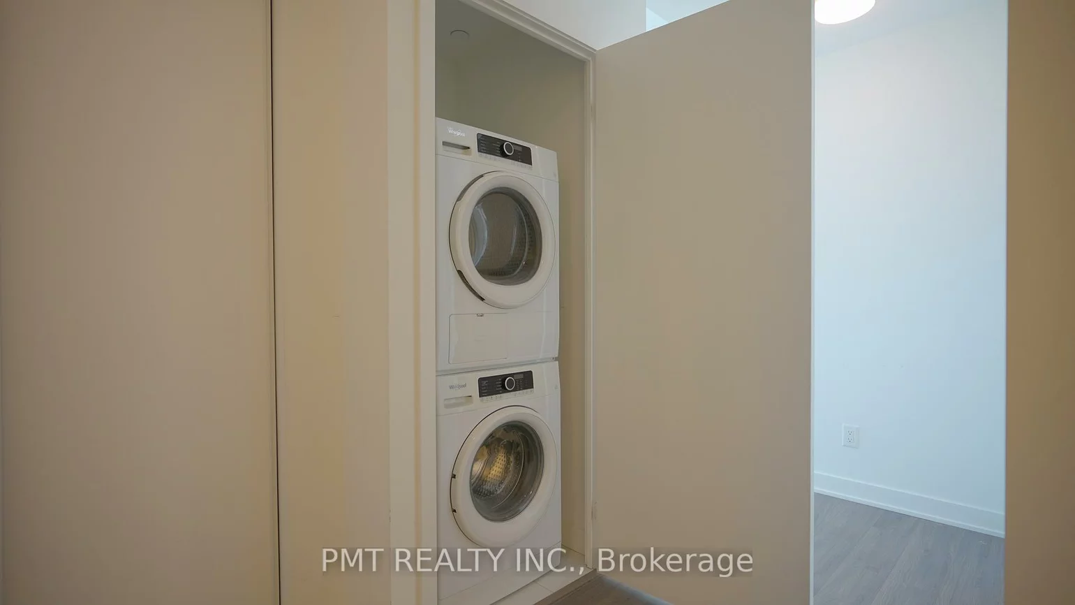 681, Yonge, Painswick South, Barrie