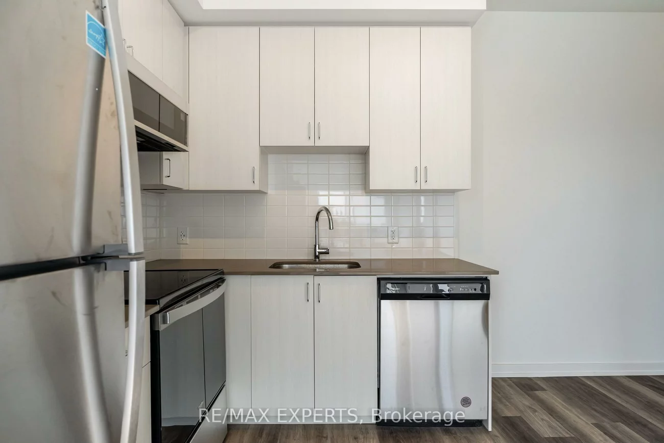 430, Essa, Holly, Barrie