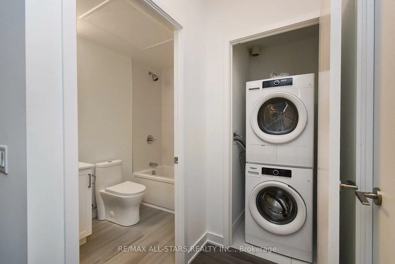 681, Yonge, Painswick South, Barrie