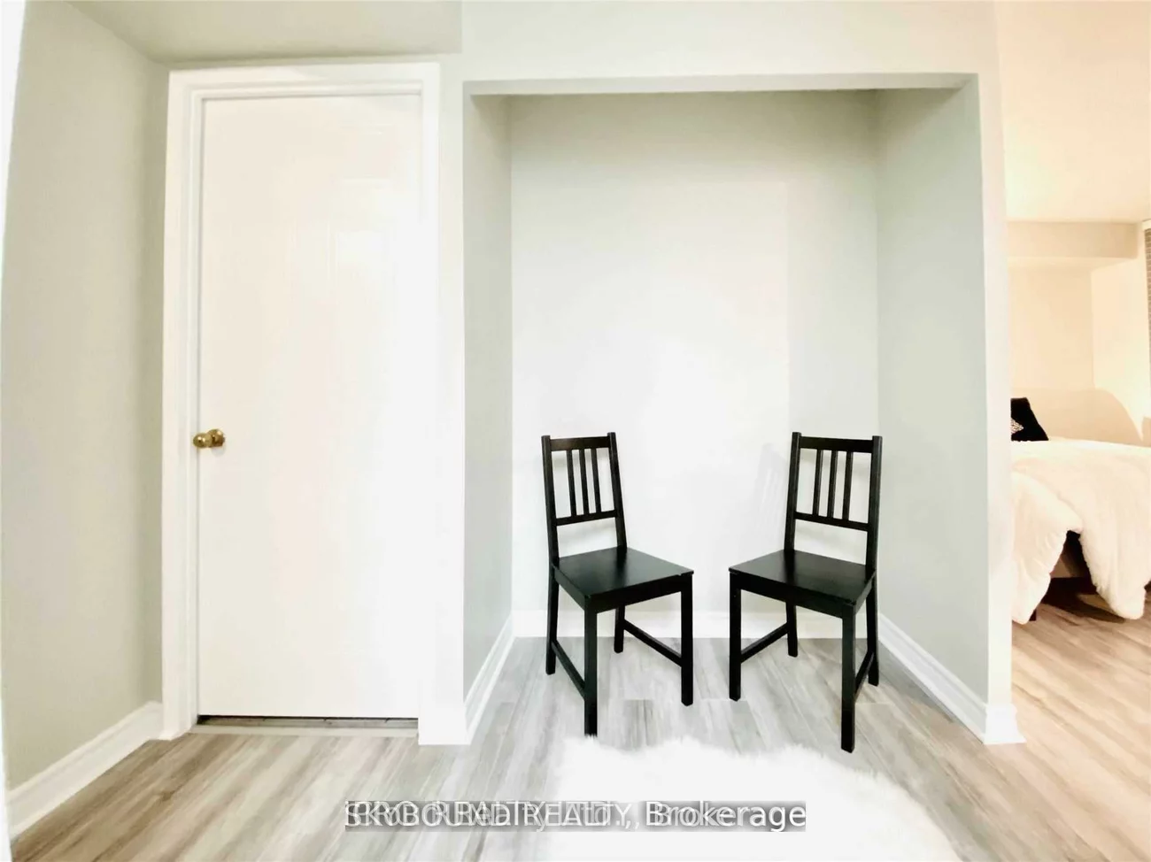 75, Ellen, Allandale Centre, Barrie