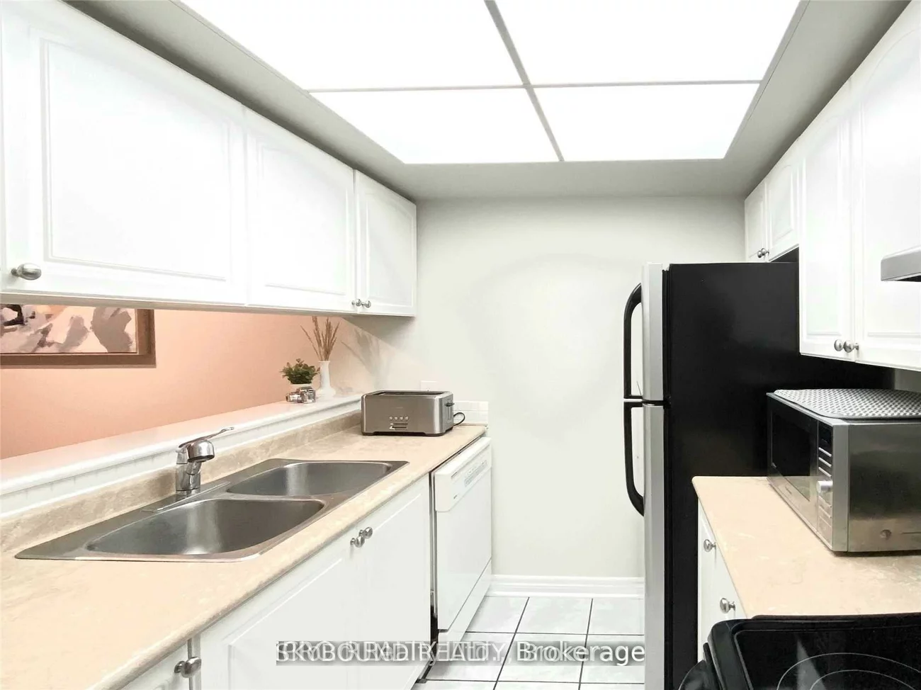 75, Ellen, Allandale Centre, Barrie